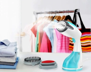 Black & Decker Handy Garment Steamer, 1200 Watt, White/Blue - HST1200